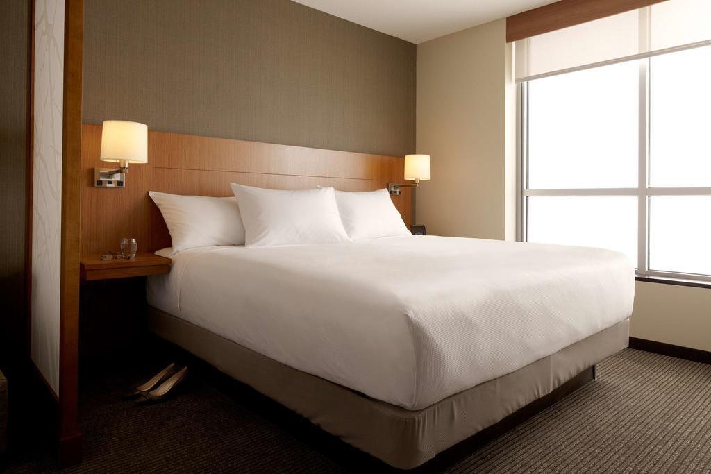 Hyatt Place Columbus Bagian luar foto